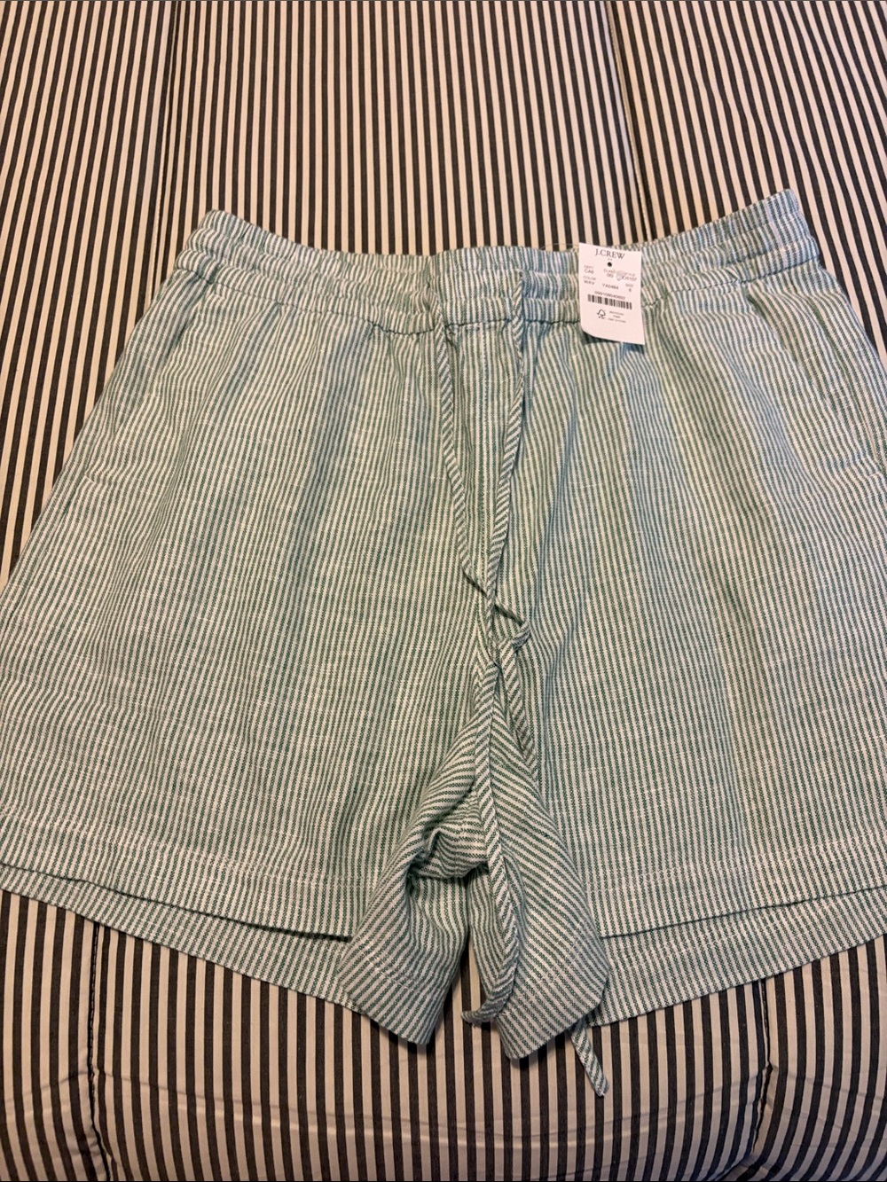 J. Crew Green and White Linen Women’s Shorts Size 6 NWT